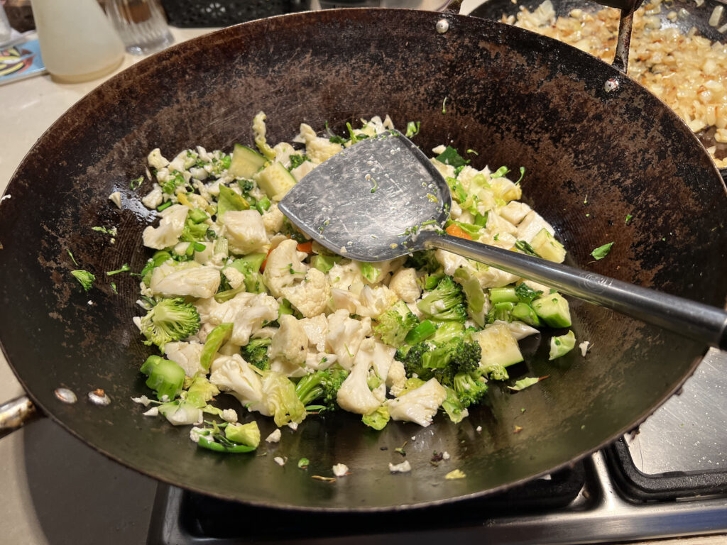 Stir frying vegetables